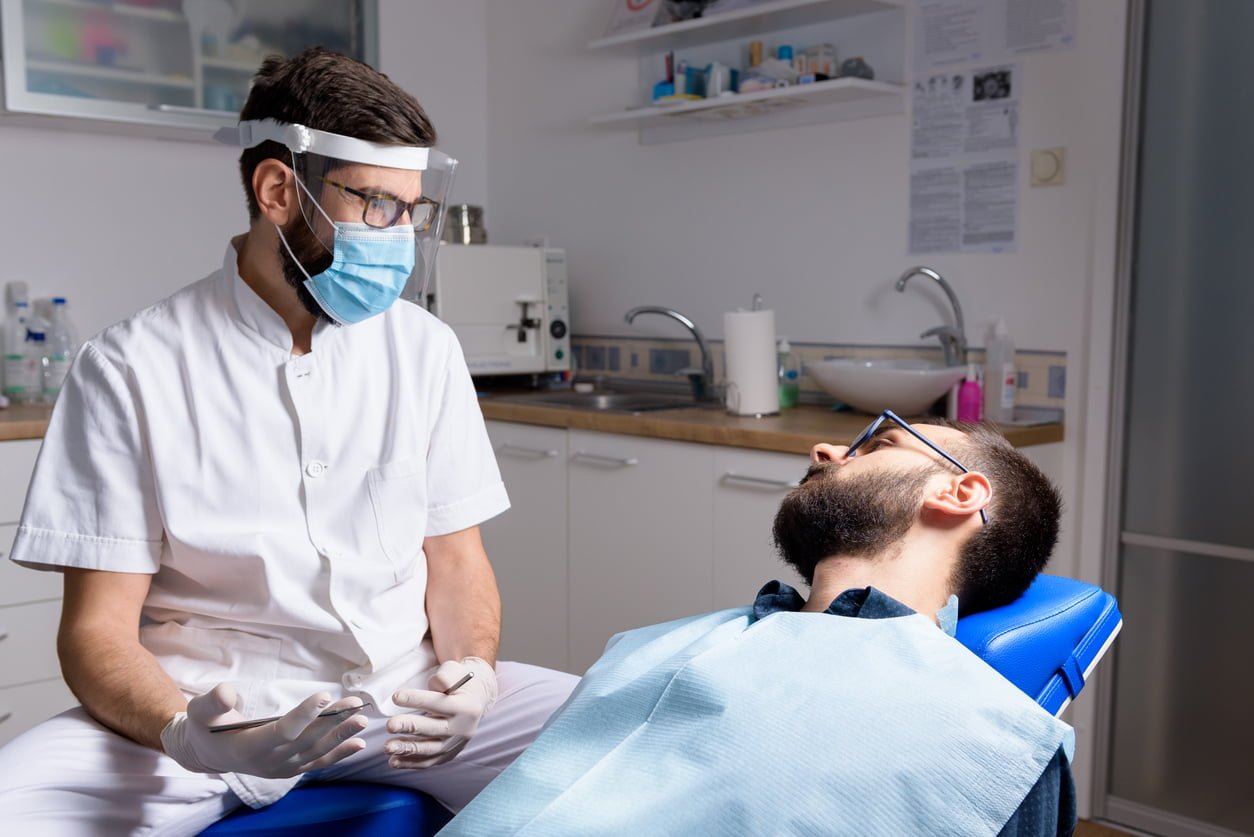 What Are The Special Characteristics Of Emergency Dentists?